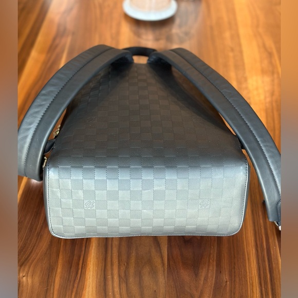 Louis Vuitton Campus Backpack - Picture 7 of 8